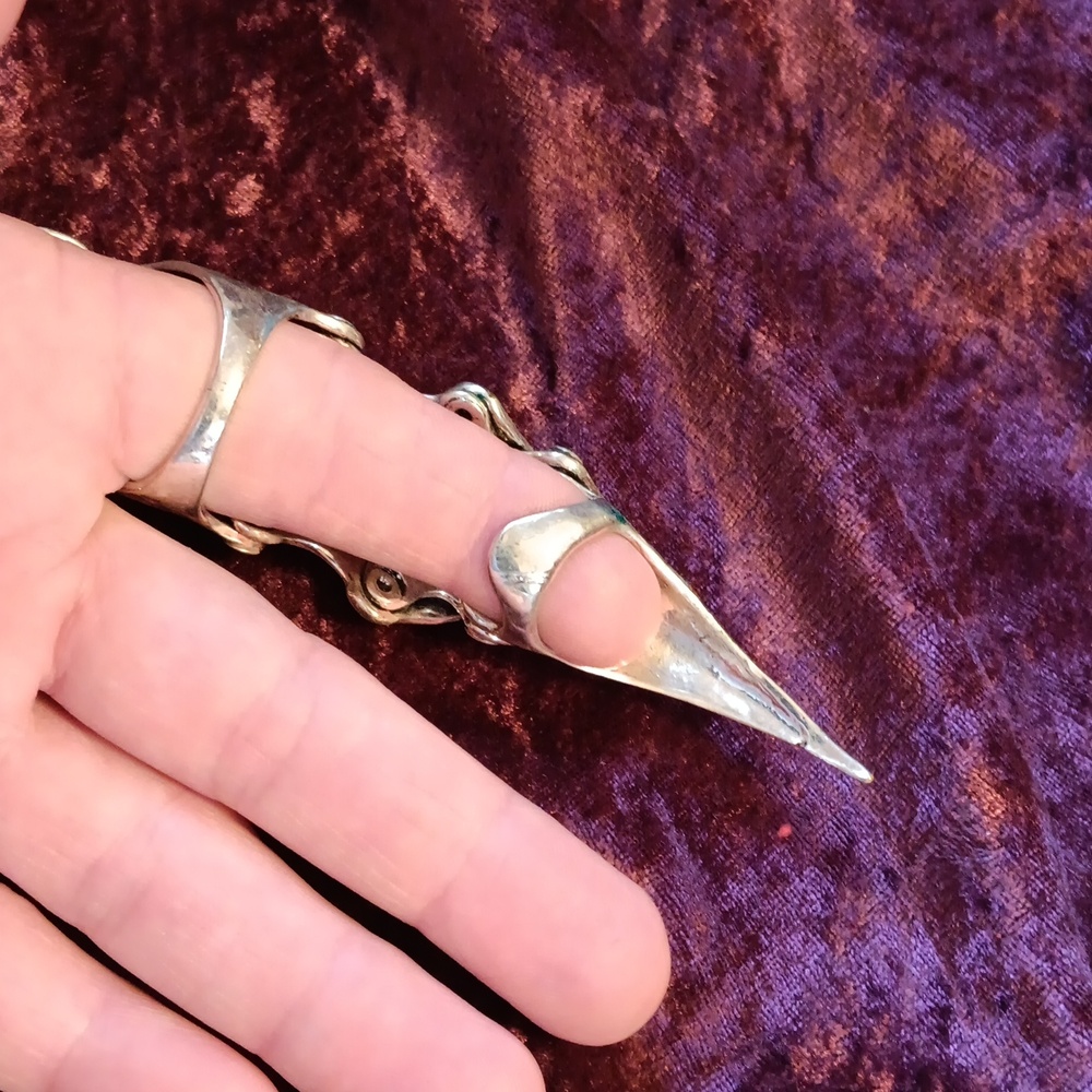 Full Finger Dragon Claw Ring - image 2